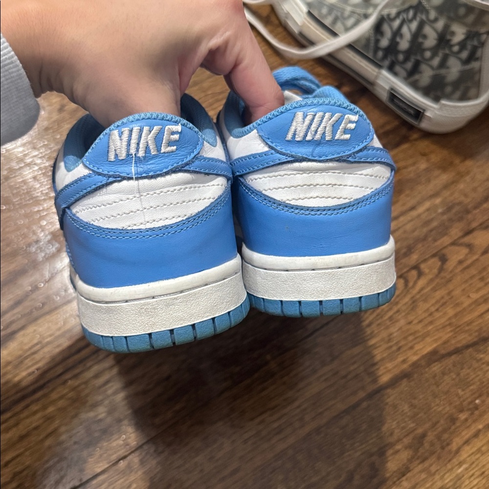 Nike dunks - image 3